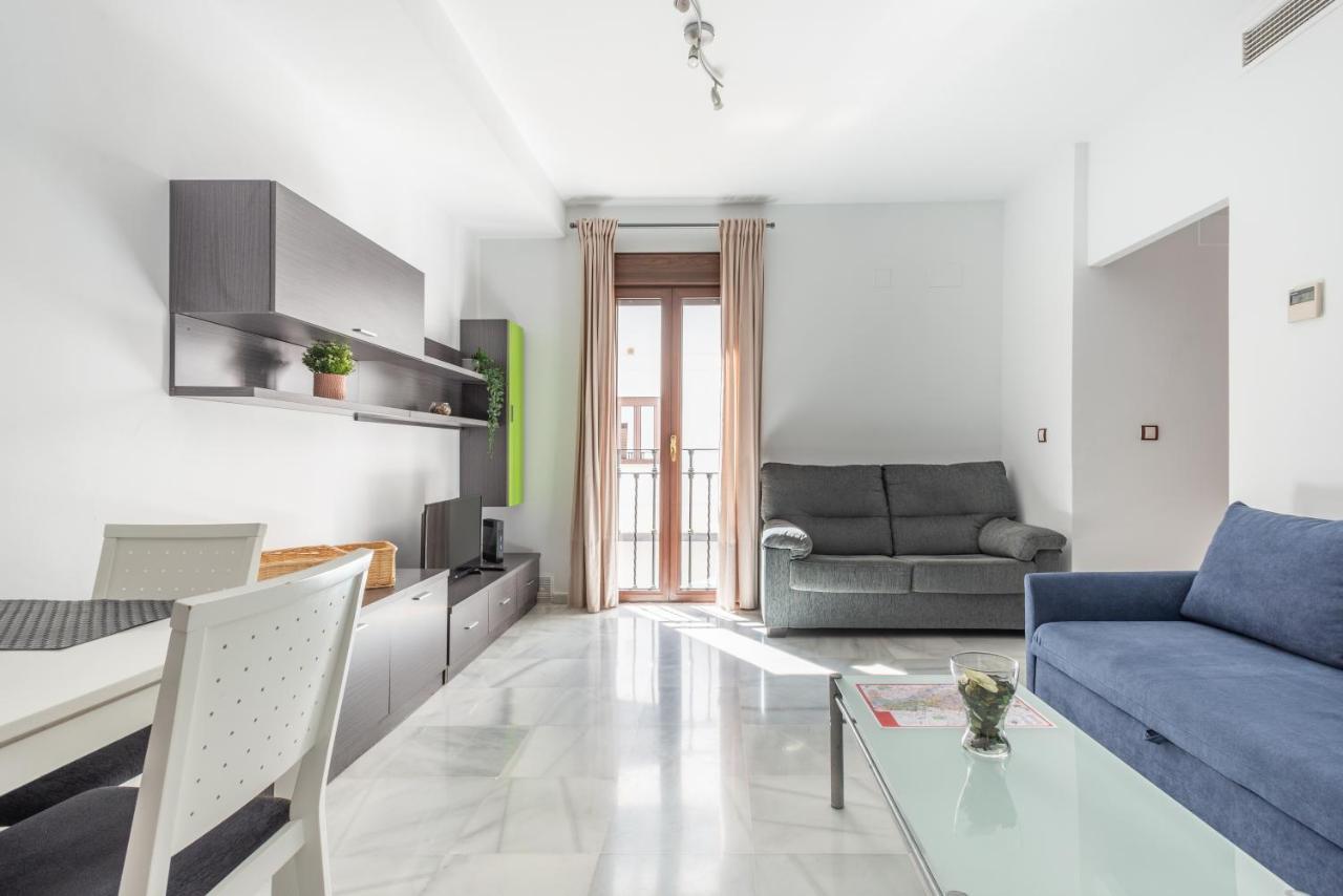First Floor Near Macarena Church 세비야 외부 사진