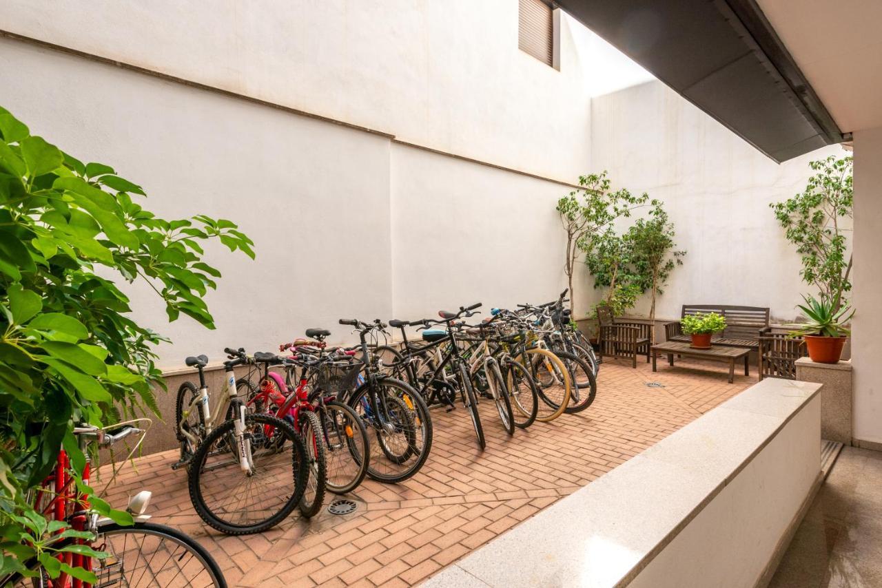 First Floor Near Macarena Church 세비야 외부 사진